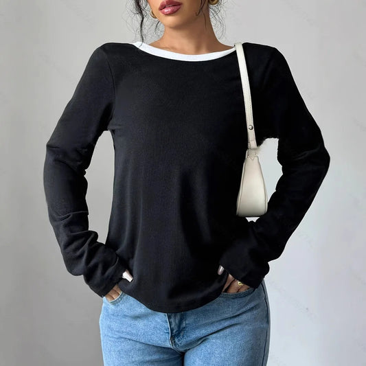 Long sleeve shirt with a round neckline