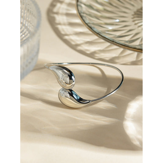 Luxe Water Drop Cuff